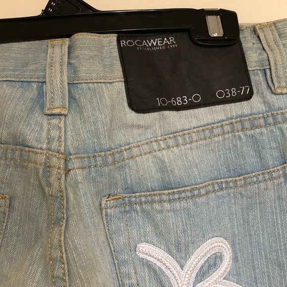 Roca Wear Light Blue Jeans - Picture 3 of 5